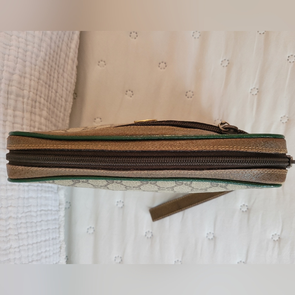 Vintage GUCCI PLUS clutch *READ* - Picture 7 of 13